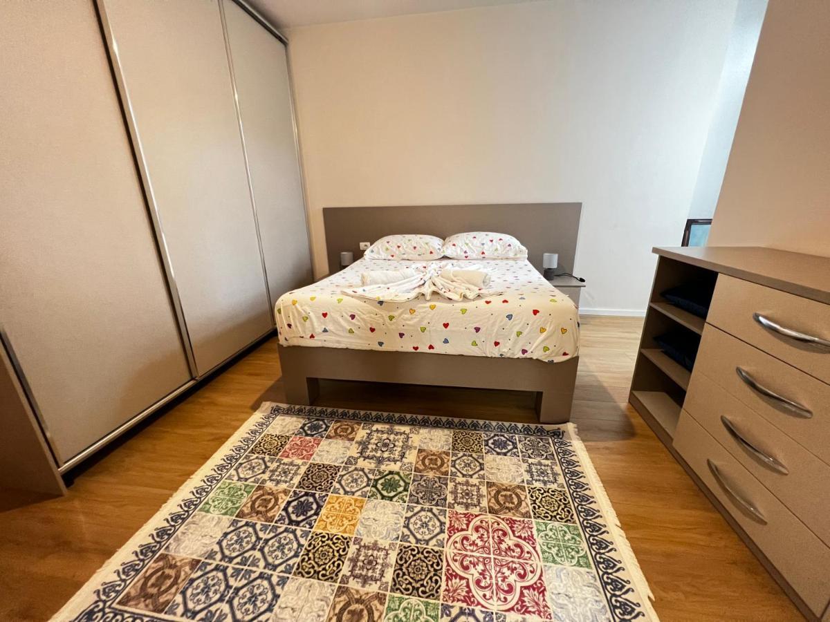Main Square Apartment Tirana